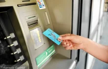 Bankomat złamał klientowi palec. Bank wyraża ubolewanie
