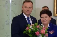 Prezydent Andrzej Duda przyjął dymisje Beaty Szydło "To specyficzny moment"