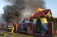 Wybuch w domu w Łomiankach. 'Budynek jest częściowo zawalony'