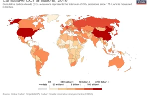 Interaktywna mapa emisji CO₂ na świecie.