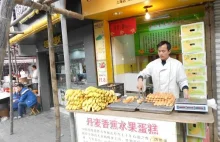 Banany w cieście - przepis na tani i bardzo prosty do wykonania deser
