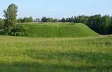 GRODZISKA I KURHANY: CZYLI PODLASIE WCZESNOSŁOWIAŃSKIE