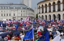 Czarna polewka dla tych, którzy skarżą się na Polskę za granicą