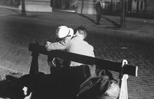 Nocny Paryż w latach 30 ubiegłego wieku na zdjęciach
