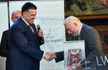 Lech Wałęsa pokłonił się nisko gloryfikatorowi zbrodniarzy?