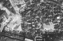 Zdjęcie lotnicze zniszczeń Starego Miasta po Powstaniu Warszawskim 1944 r.