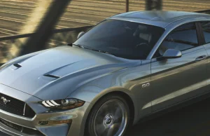 Ford Mustang będzie oferowany także jako czterodrzwiowe coupe