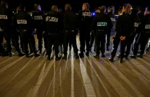 "Pracujemy w strachu"- setki francuskich policjantów wyszło na ulicę protestować