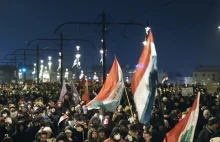 Węgry: Politycy opozycji wyrzuceni z publicznej telewizji