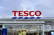 Dlaczego Tesco wycofuje się z Polski? Polacy traktowani jak gorszy sort