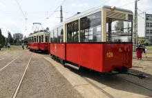 Wojenny wagon tramwaj w Krakowie. Zbudowała go III Rzesza