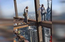 Robotnicy na 55 piętrze częściowo zbudowanego wieżowca