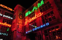 Galeria Neon Side, czyli najbardziej rozświetlone podwórko w Polsce :)