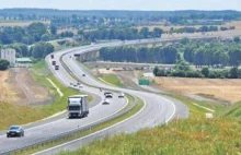 Płatnych dróg przybywa, ale pieniędzy na budowę autostrad będzie mniej