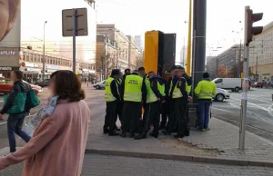 "Ilu strażników potrzeba do obsługi fotoradaru?" - Śródmieście