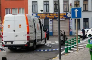 Bruksela Molenbeek-auto wypelnione mat. wybuchowymi zatrzymane przez policje NL