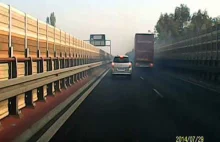 Ciężarówka taranuje Skodę na S11