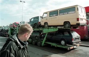 Import używanych aut stanieje. Rząd zniesie 500 zł opłaty recyklingowej