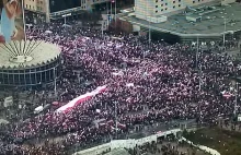 Około 150 tys. osób przeszło ulicami Warszawy w Marszu Niepodległości!