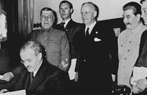 PE potępił pakt Ribbentrop-Mołotow. To zwycięstwo polskiej polityki historycznej
