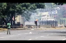 Wenezuela - chaos, protesty....