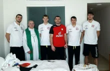 To bóg i modlitwy "Frondy" miały dać polskim piłkarzom ręcznym medal na...