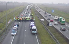 Protest i blokada autostrady A2. Potężny korek w stronę Warszawy - Okolice