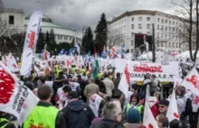 Masowe protesty przeciwko polityce PO 11 września w Warszawie