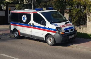 Karetka na sygnale potrąciła dziecko. Dziewczynka nie żyje