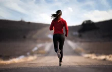 Czy bieganie po asfalcie naprawdę szkodzi stawom?