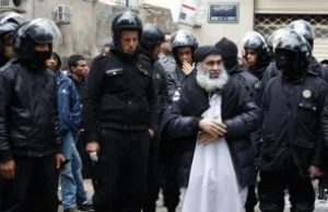 Wyzwolona Tunezja tworzy policję religijną. Ktoś chętny na wakacje w Tunezji?