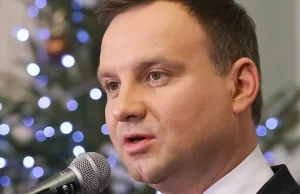 Andrzej Duda: ze wstydem pochylam głowę nad III RP