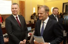 Tusk do Brukseli, Siemoniak na premiera!