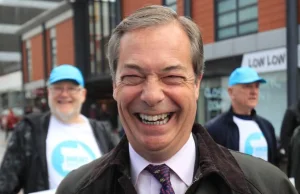 Prawica oskarża Burger Kinga o zachęcanie do prześladowania Nigela Farage