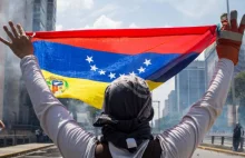 Socjalizm ostatecznie poległ w Wenezueli. Ale na ulicach trwają walki