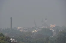 Smog dusi mieszkańców Krakowa. Miasto po 5 dniach przyznaje: Przekroczony 2. st