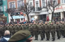 Oni nie znają granic! KOD-ziarze buczeli na obchodach Powstania...