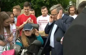 Komorowski do niepełnosprawnej: "Żałuje Pani studentom?"