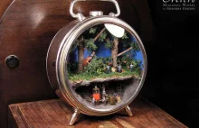Ten artysta zamienia stare zegarki kieszonkowe w miniaturowe światy