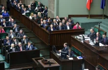 Sejm uchwalił budżet. Deficyt ma nie przekroczyć 46 mld 80 mln złotych