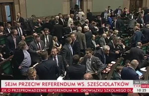 Milion podpisów idzie do kosza. Sejm zagłosował przeciw referendum ws....