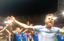 Tak cieszyli się Islandczycy na stadionie po wygranej z Anglią