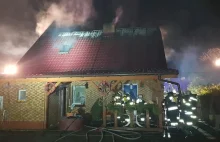 Wracając z sylwestra zauważyli palący się dom.Bracia uratowali 6 osobową rodzinę
