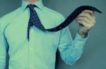 Zbyt długi krawat – 7 rozwiązań problemu