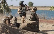 W Mali jeszcze więcej Francuzów? Będą "dopóki nie zostaną pokonani terroryści"
