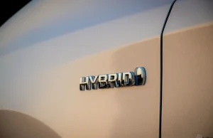 Test: Toyota Auris Hybrid – popija benzynę przez słomkę
