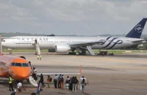Air France flight makes emergency landing in Kenya over bomb scare - News