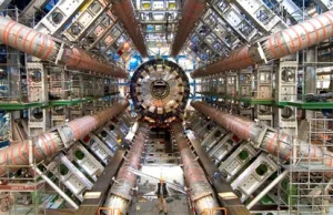 Co się stanie gdy wsadzimy rękę do LHC?
