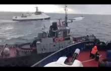 Rosyjski okręt taranuje ukraiński holownik