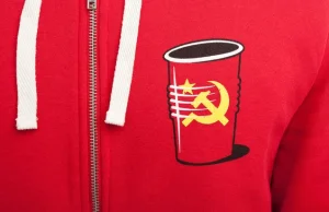 Komunistyczne motywy na koszulkach